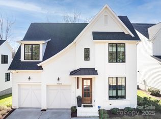 5706 Closeburn Rd, Charlotte, NC 28210