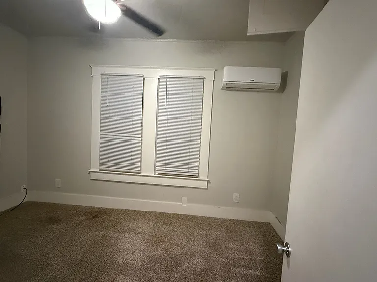 372 W Cedar St — Photo 4
