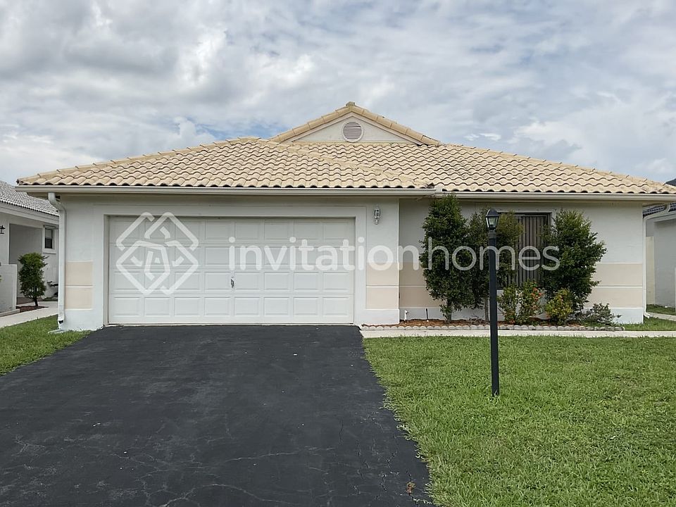 1st image of 15131 S Waterford Dr