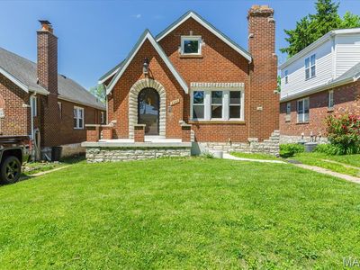 3943 Prather Ave, Saint Louis, MO, 63109