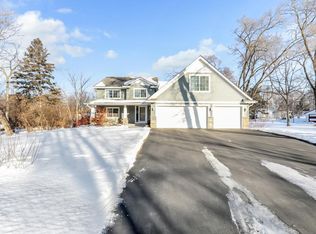 1171 Leland Rd E, Maplewood, MN 55109