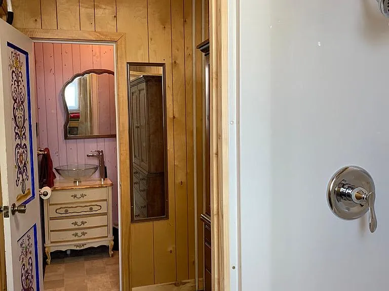 206 Main St #2 — Photo 5