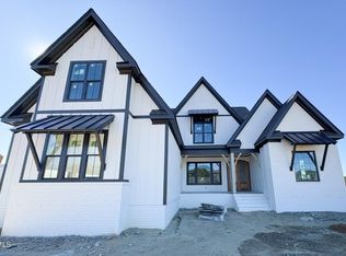 5816 Carriage Gate Dr, Raleigh, NC 27603