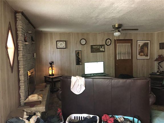 3rd image of 9617 NE 46th St