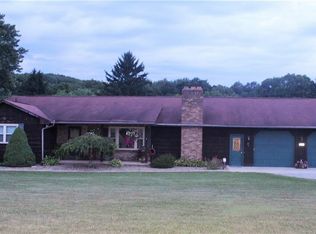 4161 Peace Valley Rd, New Waterford, OH 44445