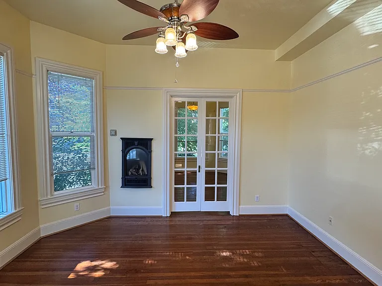 1104 SE Lincoln St #1 — Photo 3