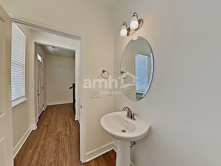 4900 Horatio Ct — Photo 9