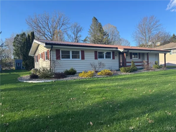 6289 Pillmore Dr, Rome, NY 13440