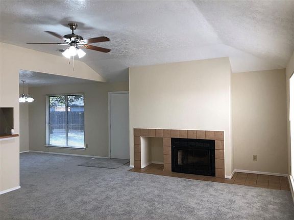 3rd image of 2403 Gunston Ct