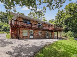 1303 6th St, Cottage Hills, IL 62018