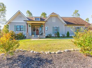 302 River Bluffs Dr, Jasper, TN 37347