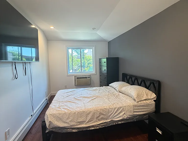 141-46 Pershing Cres #3C — Photo 4