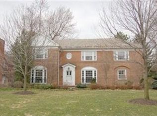 2940 Falmouth Rd, Shaker Heights, OH 44122