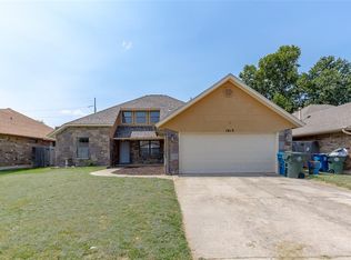 1613 Shannon Dr, Midwest City, OK 73130
