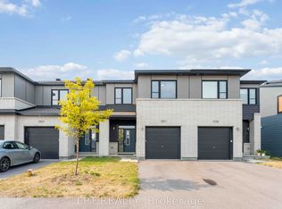 381 Cope Dr, Ottawa, ON K2V 0P7