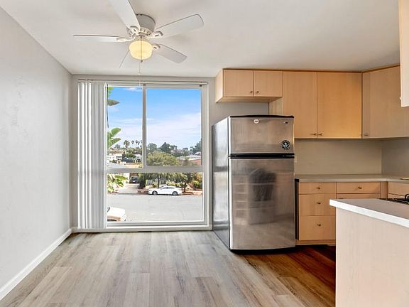 5th image of 4136 Louisiana St #5