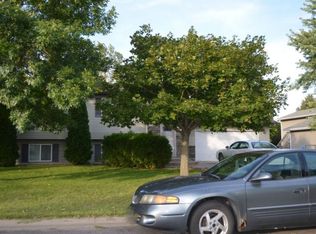 5481 Mallard Ln, Monticello, MN 55362