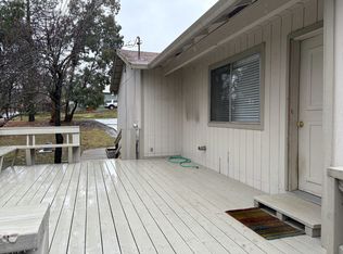 20 Smith St, Weaverville, CA 96093