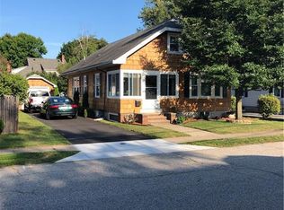 21 Somerset Ave, Riverside, RI 02915