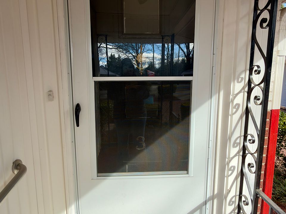 1st image of 4840 Shattalon Dr APT 3