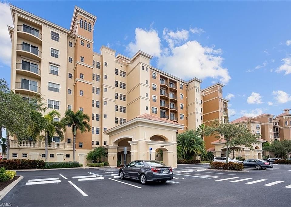 1st image of 580 El Camino Real #3203