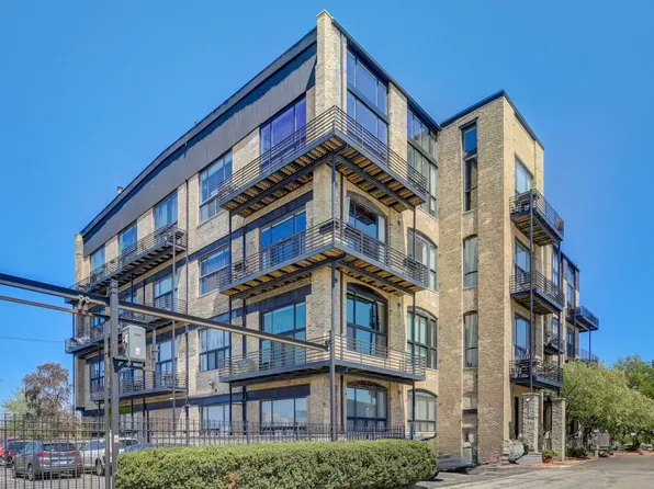 2614 N Clybourn Ave APT 301, Chicago, IL 60614