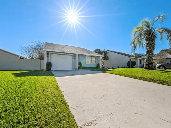 2318 Latrium Cir N, Ponte Vedra Beach, FL 32082