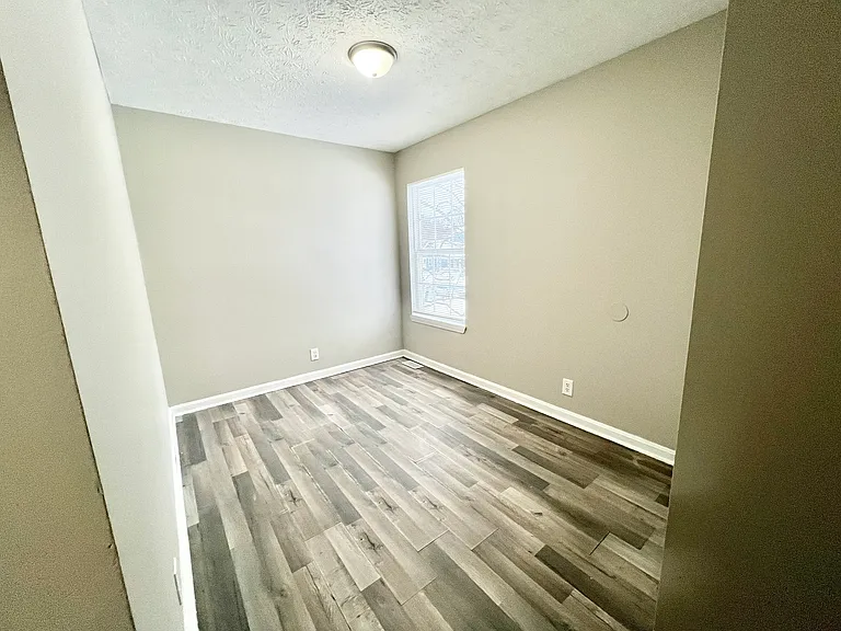 205 N 26th St — Photo 5