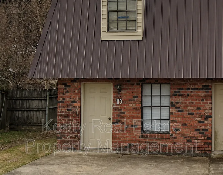 424D Failla Rd — Photo 1