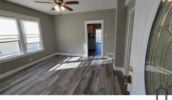 837 N Florissant Rd — Photo 2