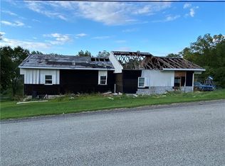 77 Baltimore St, Irwin, PA 15642