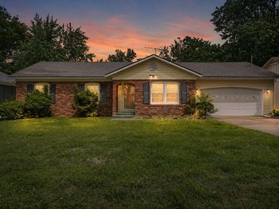 215 E Crestview Street, Springfield, MO, 65807