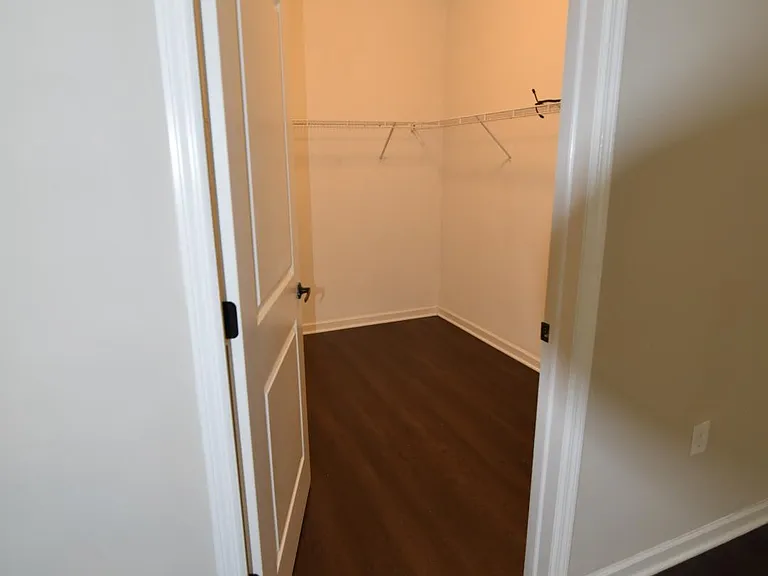 475 Avenel St #106 — Photo 6
