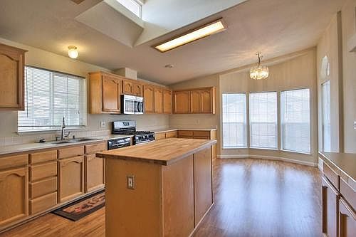 2nd image of 1225 Vienna Dr Spc 630
