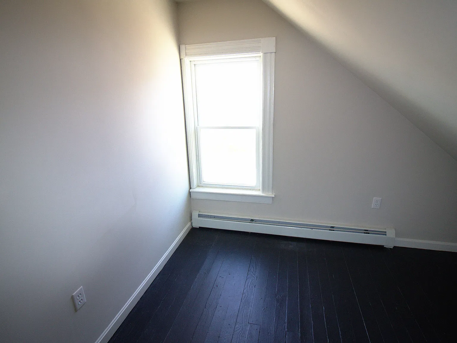2 bed, 1.0 bath, 750 sqft, $1,450 — Photo 3
