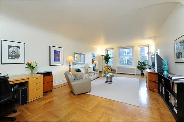 Sold by Douglas Elliman | media 12