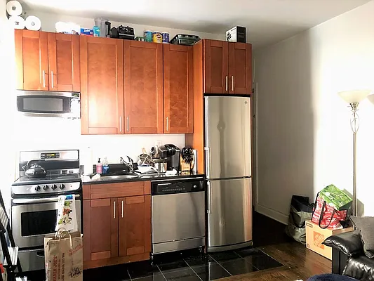 Rented by Dynamik Realty | media 20