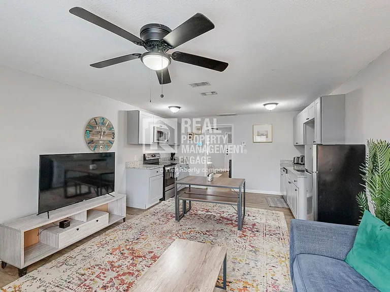1532 Whitaker Ave — Photo 11