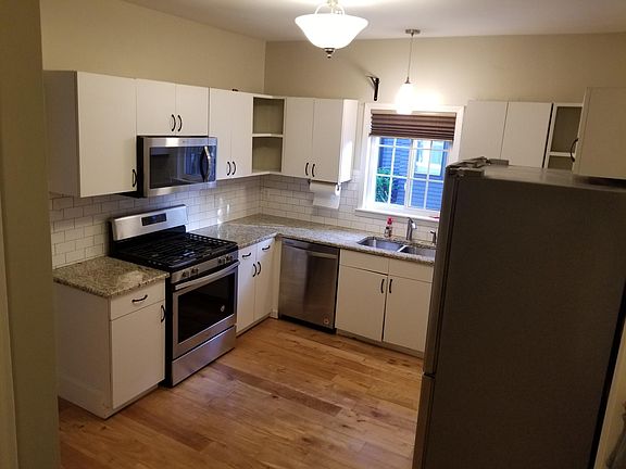 Another view of kitchen