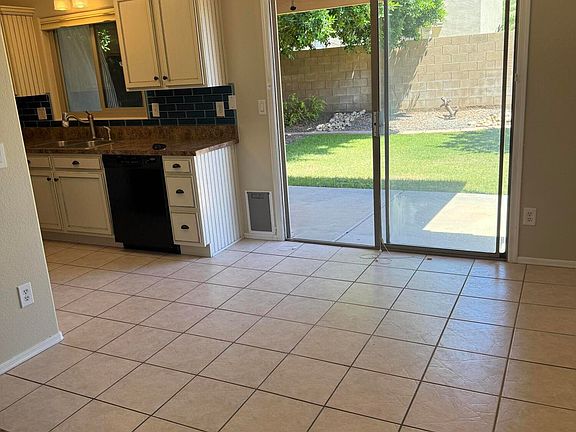 5th image of 13372 W OCOTILLO Lane