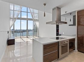 1100 Biscayne Blvd