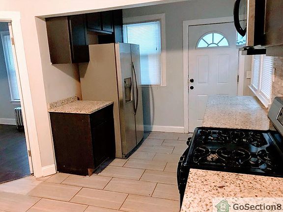 2nd image of 9019 S May St