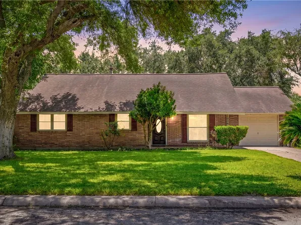 1224 Roosevelt Blvd, Alice, TX 78332