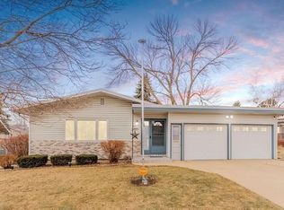 2805 S 1st Ave, Sioux Falls, SD 57105