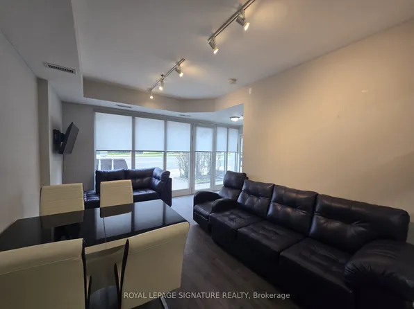 726 Sheppard Ave W #3, Toronto, ON M3H 2S8