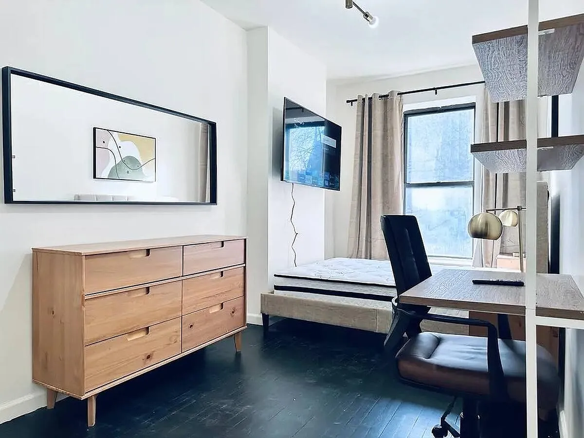 4 bed, 1.5 bath, $1,130 — Photo 4