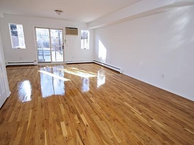 136 67th St, Brooklyn, NY, 11220