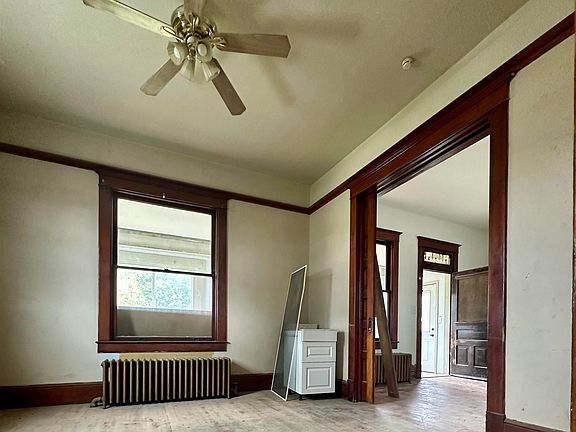 4th image of 1223 23rd St