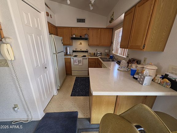 3rd image of 8241 W CYPRESS POINT Circle
