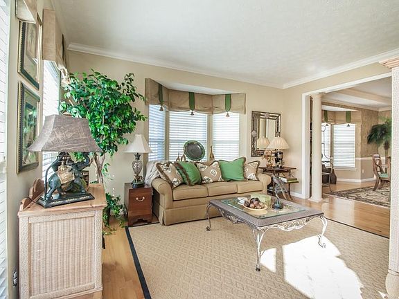 3rd image of 1027 Star Valley Ct